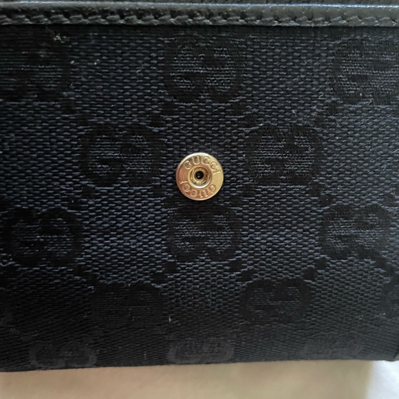 Black Gucci wallet. MINOR mark on front. See pics. - Picture 8 of 8